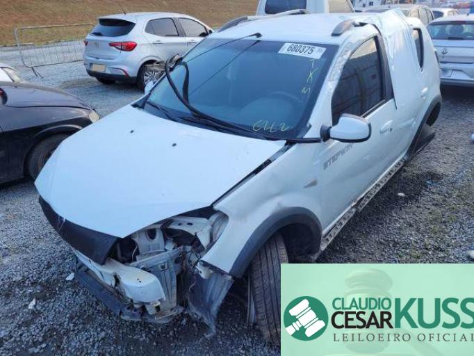 RENAULT SANDERO 14/14