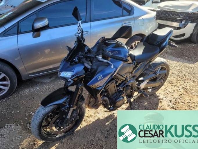 KAWASAKI Z 900 22/22